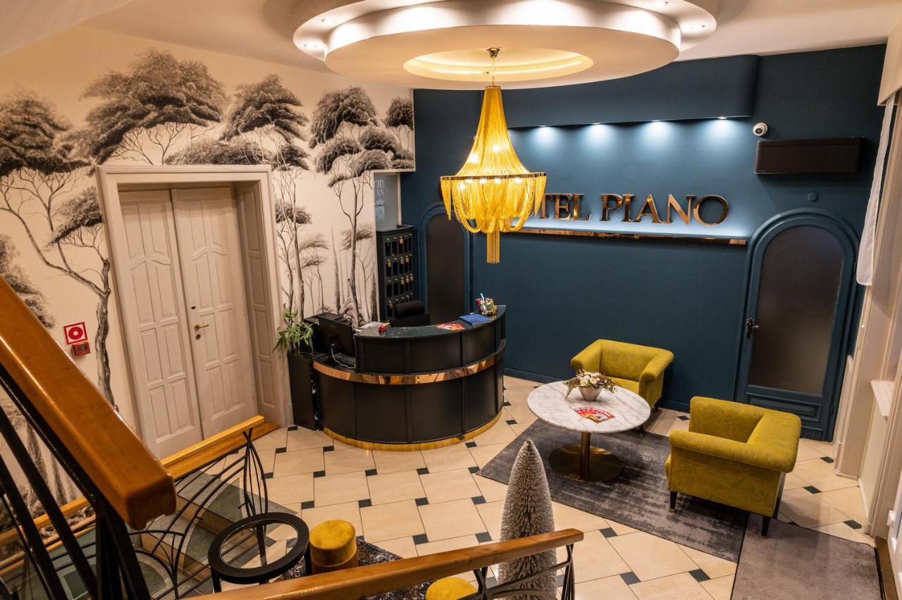 Hotel Piano セゲド エクステリア 写真